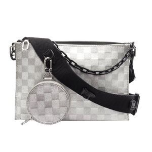 Pre Loved louis vuitton Men metallic | silver Crossbody Bags